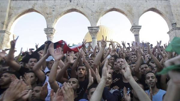 palestinos-Hamas-Ramadan-Jerusalen-EFE_CLAIMA20140728_0117_27